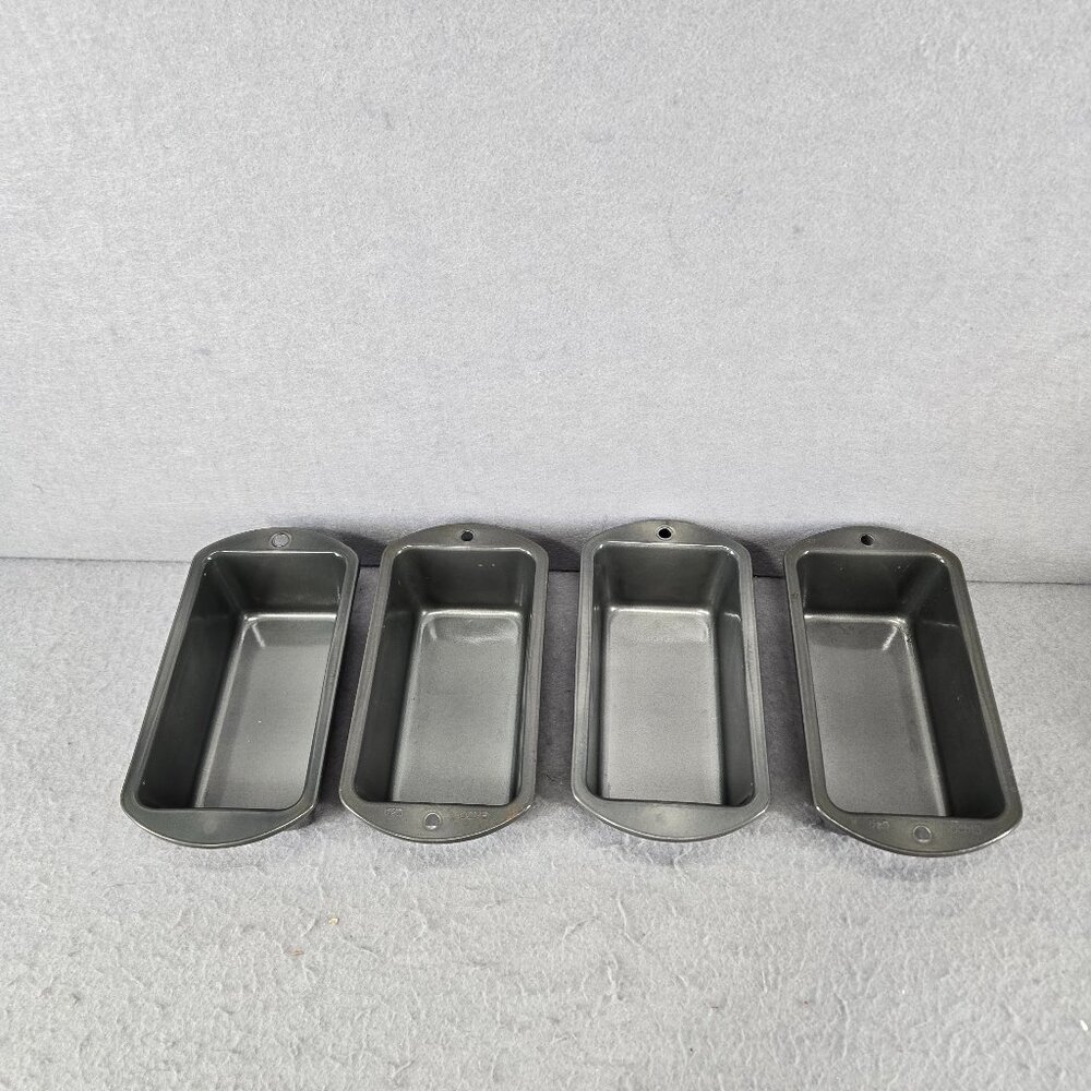 Set of 4 Mini Loaf Pans, Carbon Steel, Non-stick, 5.75" L x 3.25" W x 2.25" D